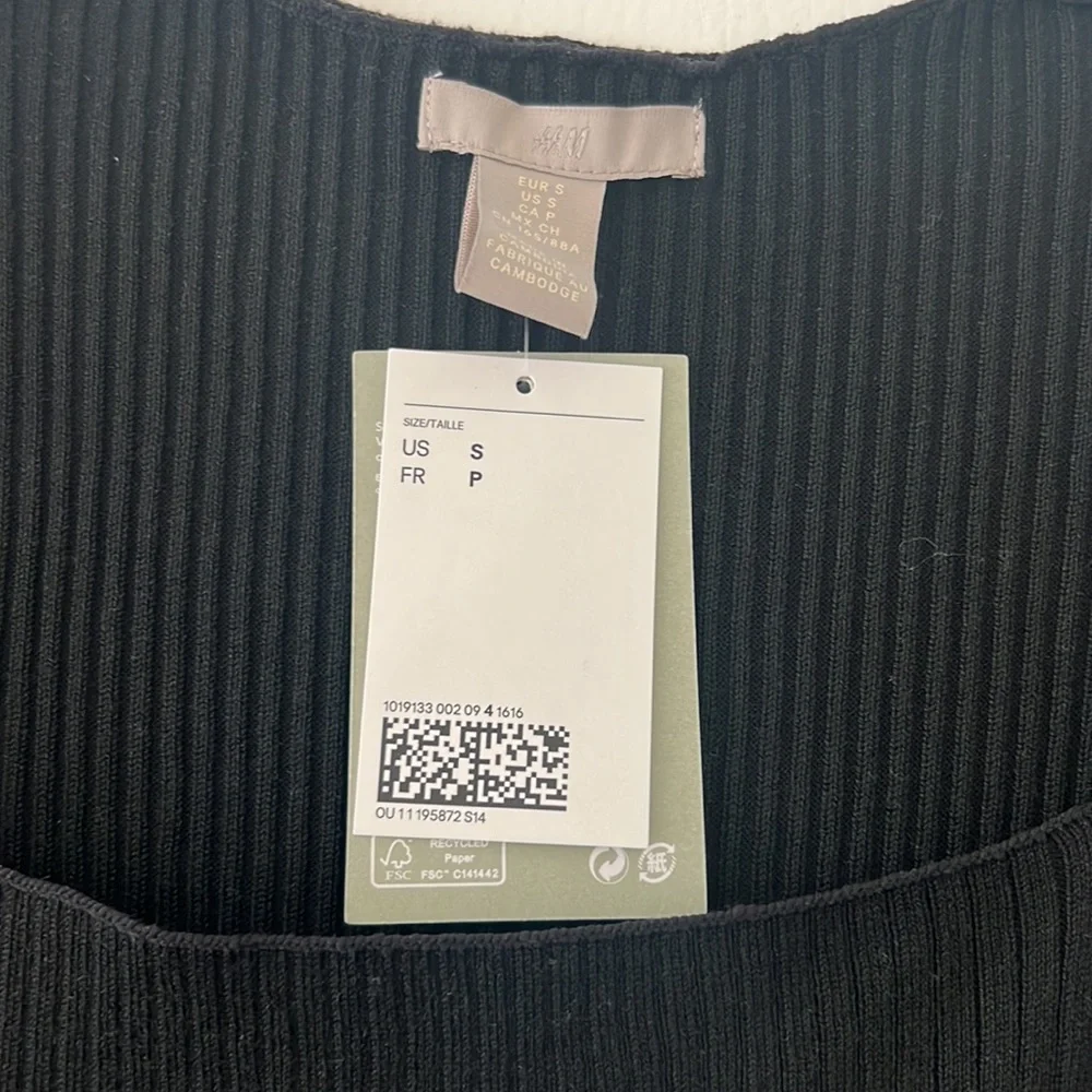NWT Knit Top - Picture 2 of 2